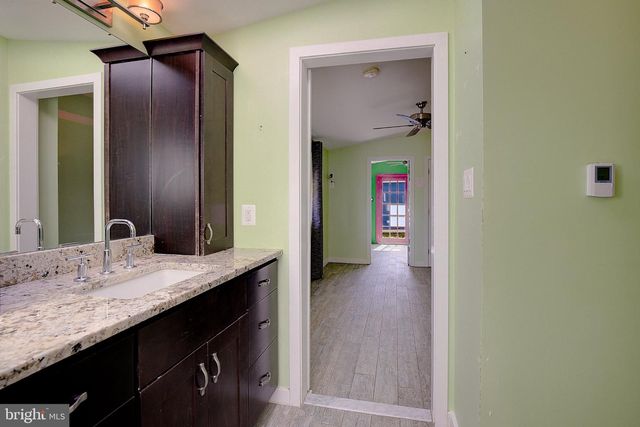 1729 SHORE DR, Edgewater, MD 21037