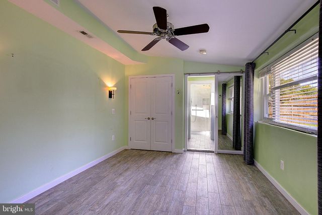 1729 SHORE DR, Edgewater, MD 21037