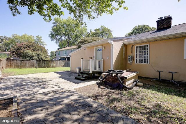 1729 SHORE DR, Edgewater, MD 21037