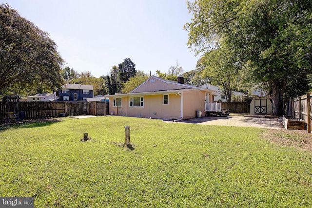 1729 SHORE DR, Edgewater, MD 21037