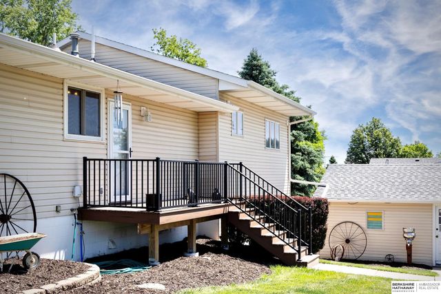 512 5th Street, Yutan, NE 68073