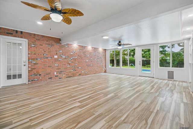 5314 Hunters Park Ave, Baton Rouge, LA 70817