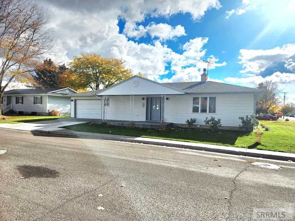 105 Kirkham Circle, Shelley, ID 83274