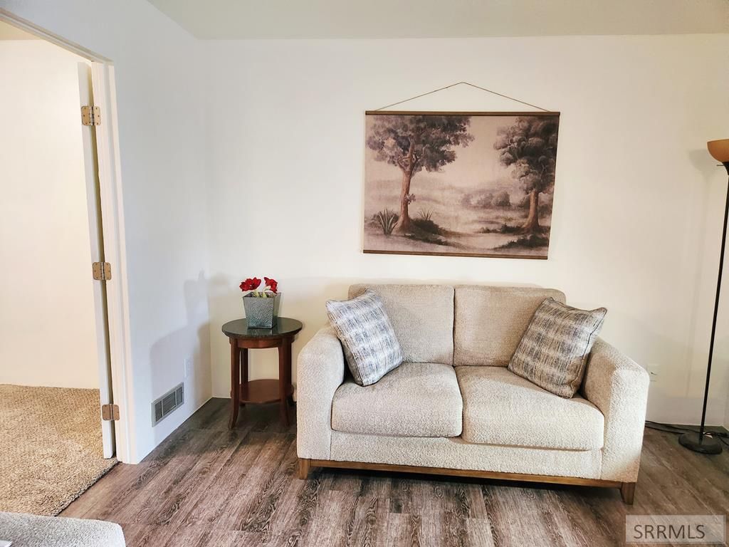 Image 10 of property listing at 105 Kirkham Circle, Shelley, ID 83274