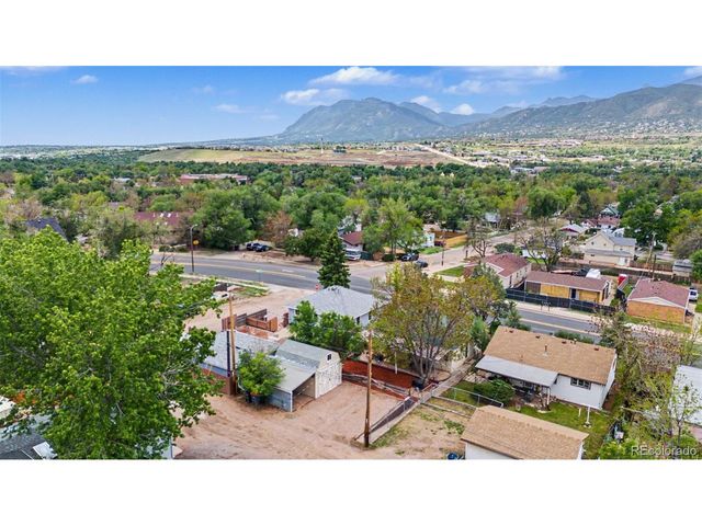 2206 W Uintah St, Colorado Springs, CO 80904