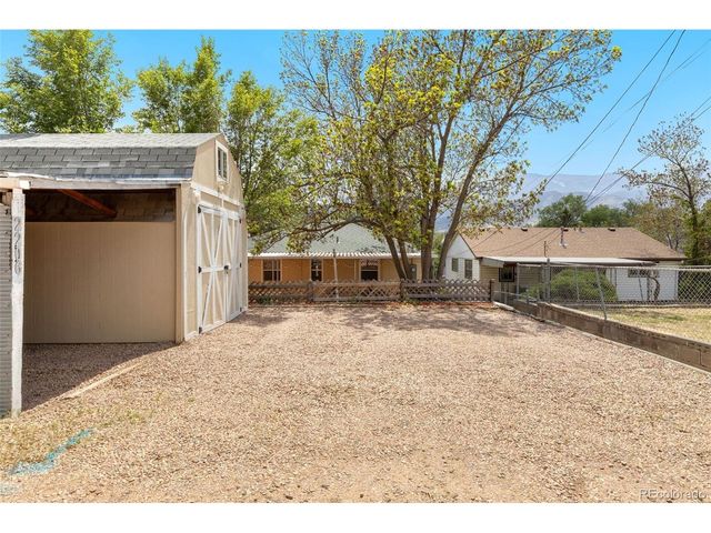 2206 W Uintah St, Colorado Springs, CO 80904
