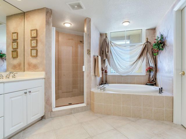 11 SAN MARCO STREET 807, Clearwater Beach, FL 33767