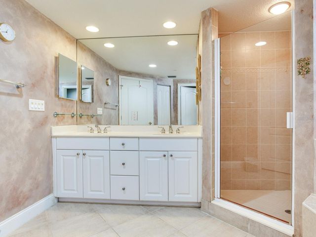 11 SAN MARCO STREET 807, Clearwater Beach, FL 33767