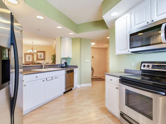 11 SAN MARCO STREET 807, Clearwater Beach, FL 33767