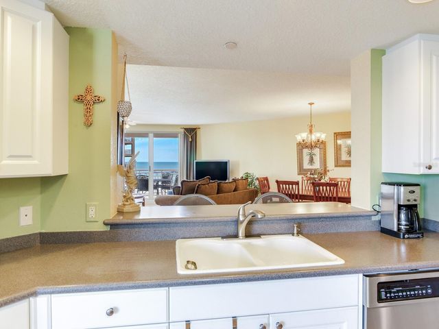 11 SAN MARCO STREET 807, Clearwater Beach, FL 33767