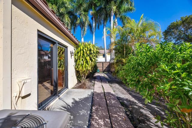 2925 Azalea Drive, Cooper City, FL 33026