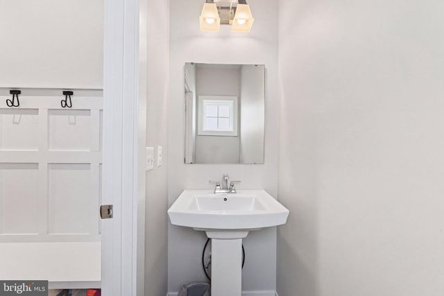 167 NORLAND KNOLL DR, Stephenson, VA 22656