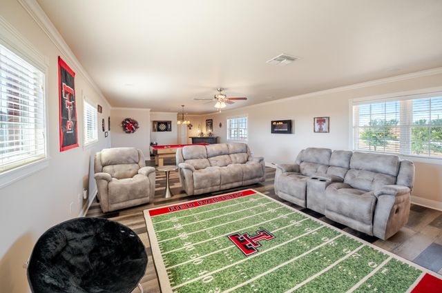 16812 County Rd 2110, Lubbock, TX 79423