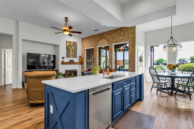 1389 Shadow Creek, Fairview, TX 75069