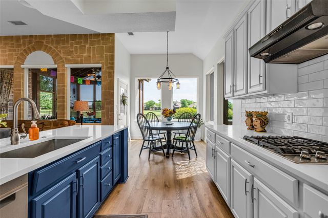 1389 Shadow Creek, Fairview, TX 75069