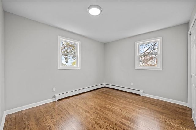 51 Arrowhead Lane, Portsmouth, RI 02871