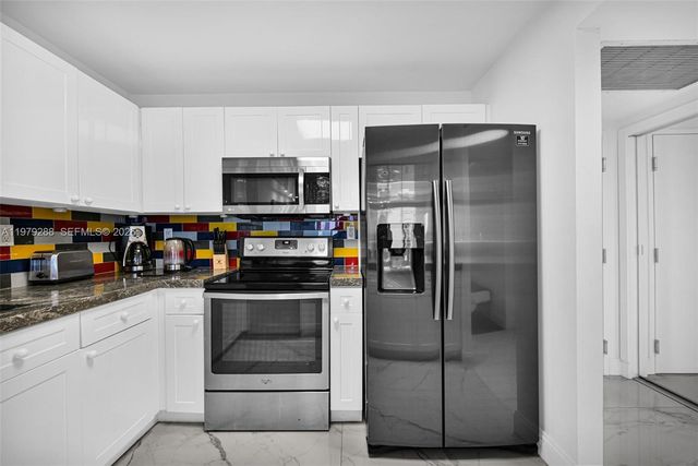 2301 Collins Ave 1204, Miami Beach, FL 33139