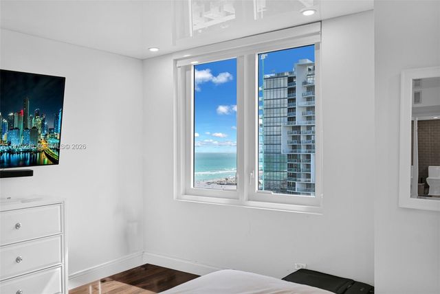 2301 Collins Ave 1204, Miami Beach, FL 33139