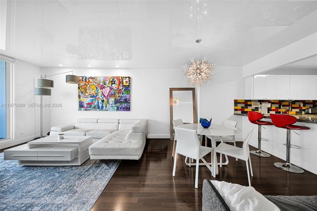 2301 Collins Ave 1204, Miami Beach, FL 33139