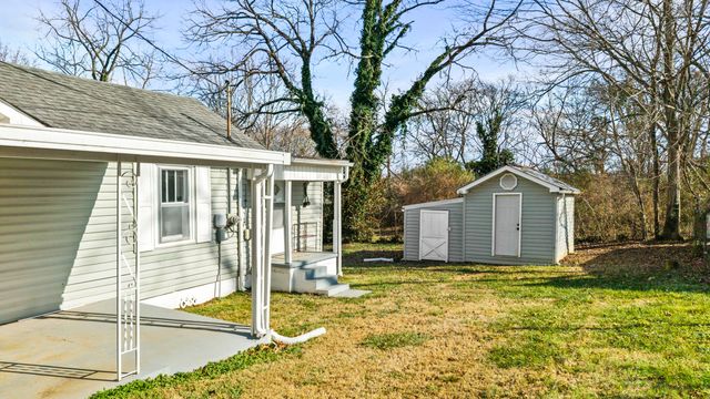 111 Brown Street, Athens, TN 37303