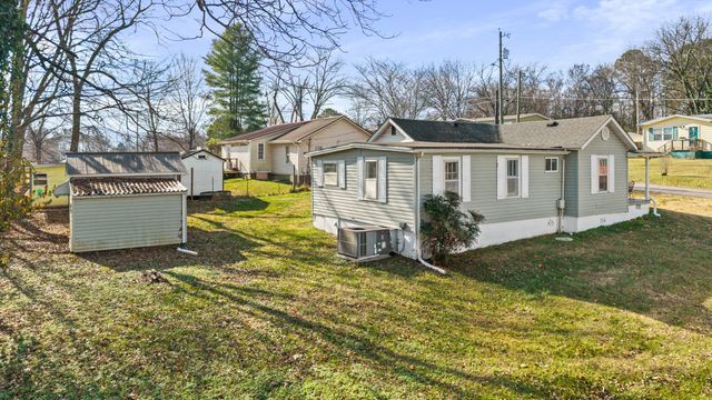 111 Brown Street, Athens, TN 37303