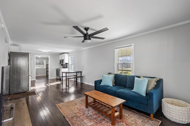 111 Brown Street, Athens, TN 37303