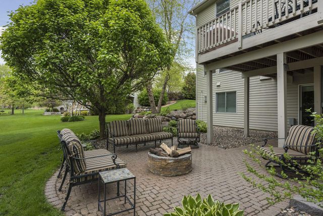 7428 Bent Bow Trail, Chanhassen, MN 55317