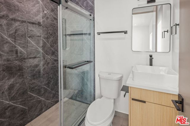 11012 Hortense Street B, North Hollywood, CA 91602