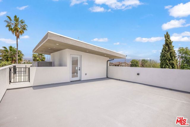 11012 Hortense Street B, North Hollywood, CA 91602