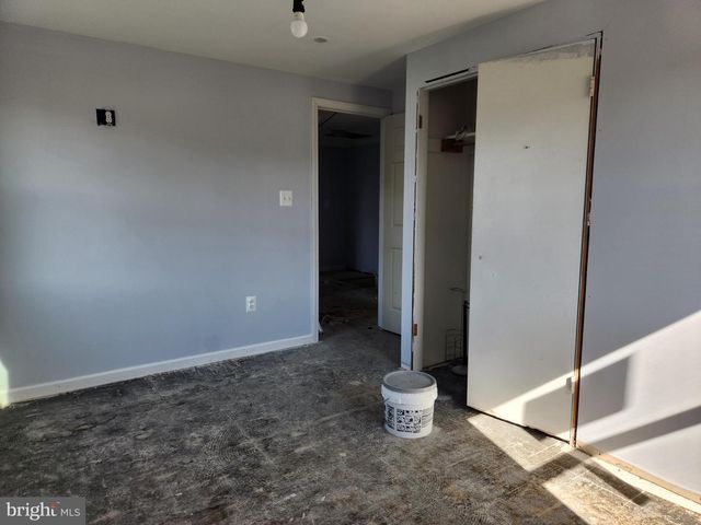 36 MIDFIELD LN, Willingboro, NJ 08046