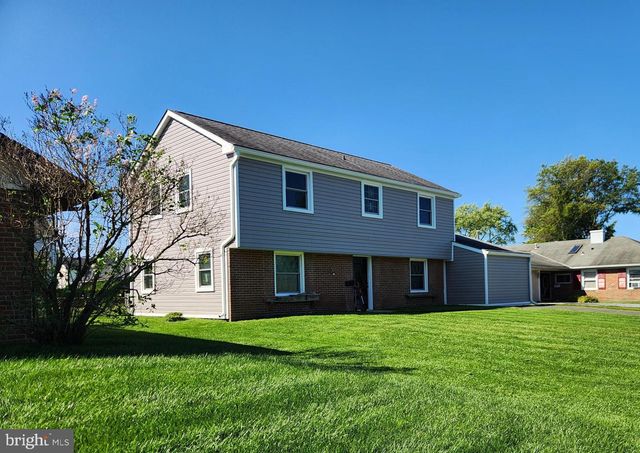 36 MIDFIELD LN, Willingboro, NJ 08046