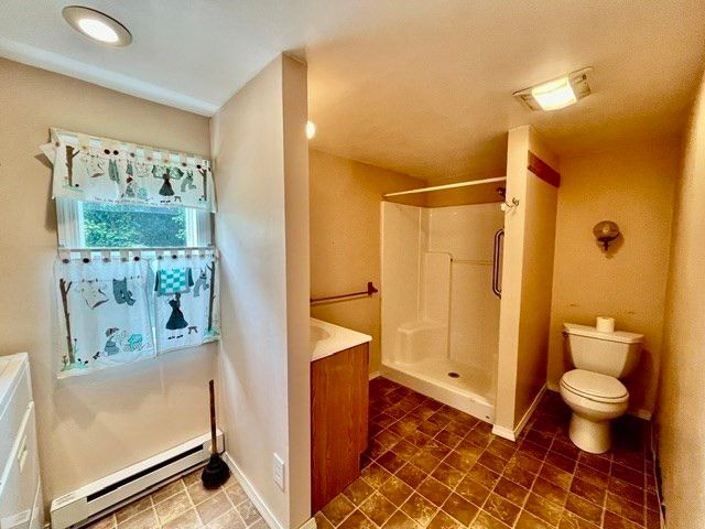 13 Florence St, Chicopee, MA 01013