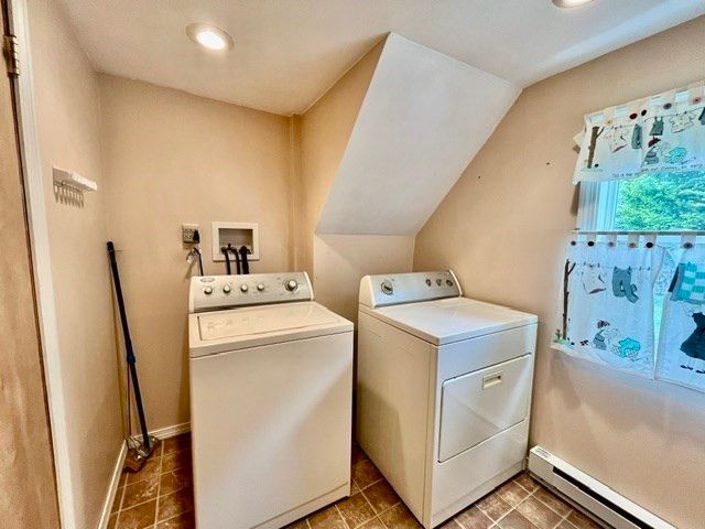 13 Florence St, Chicopee, MA 01013