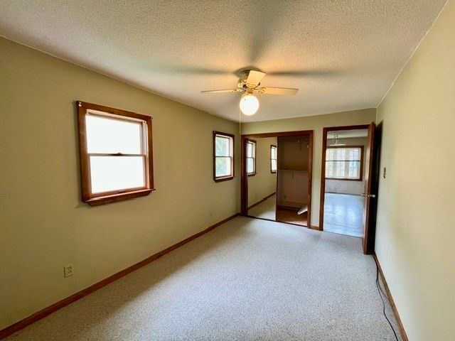 13 Florence St, Chicopee, MA 01013