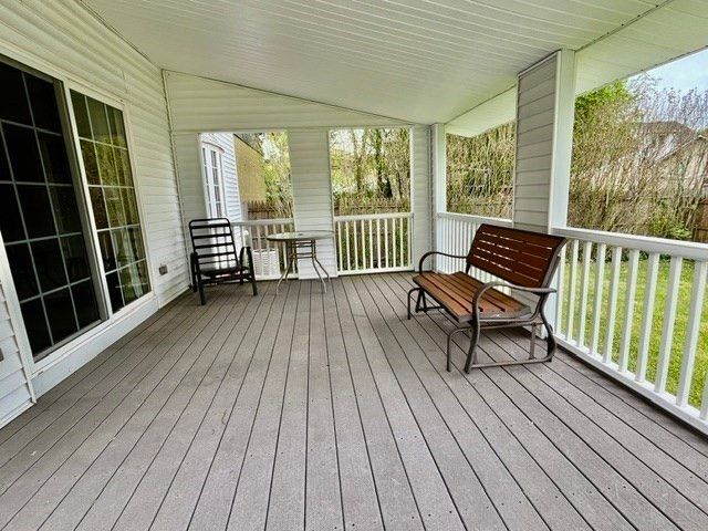 13 Florence St, Chicopee, MA 01013