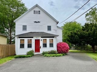13 Florence St, Chicopee, MA 01013
