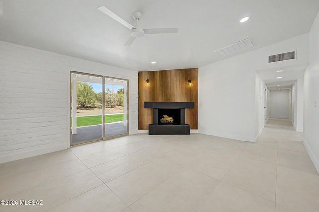 1164 W Emerine Drive, Tucson, AZ 85704