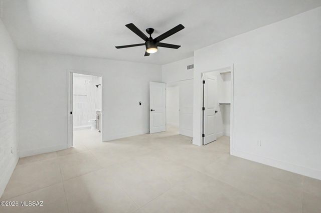 1164 W Emerine Drive, Tucson, AZ 85704