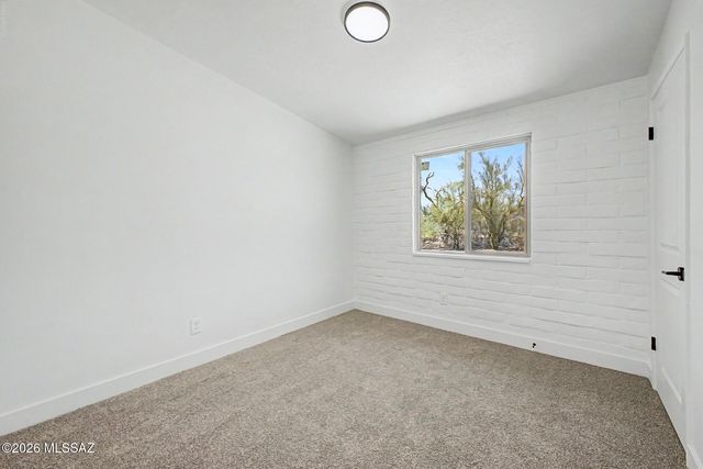 1164 W Emerine Drive, Tucson, AZ 85704
