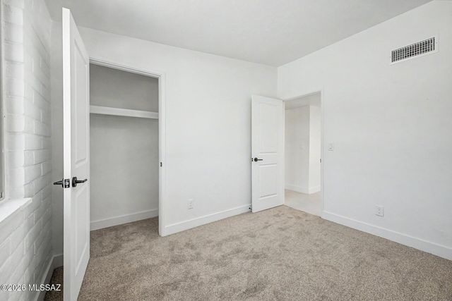 1164 W Emerine Drive, Tucson, AZ 85704