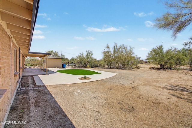 1164 W Emerine Drive, Tucson, AZ 85704