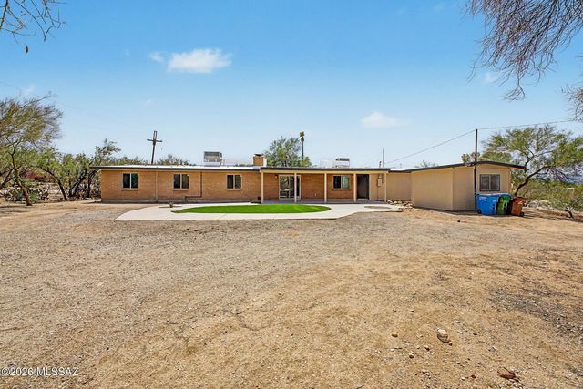 1164 W Emerine Drive, Tucson, AZ 85704