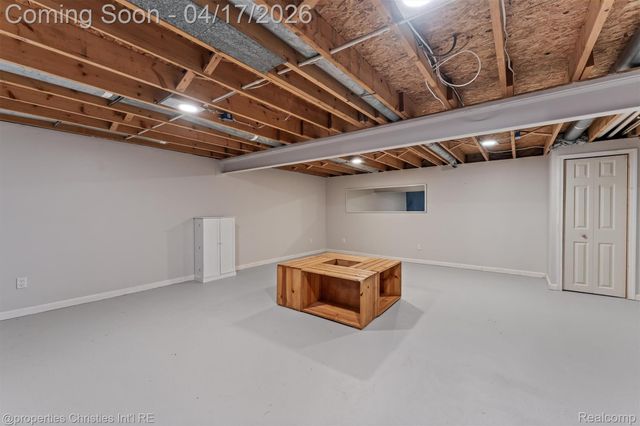 2919 Avalon Road, Rochester Hills, MI 48309