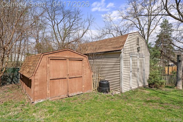 2919 Avalon Road, Rochester Hills, MI 48309