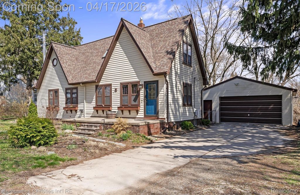 2919 Avalon Road, Rochester Hills, MI 48309