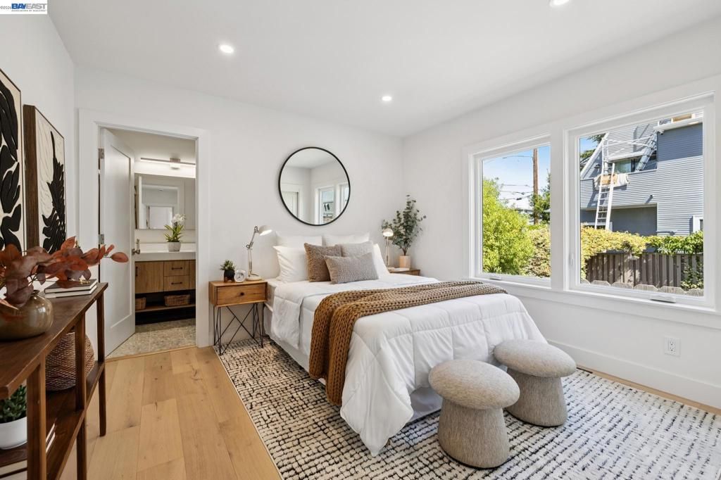 Image 21 of property listing at 3039 HALCYON COURT, Berkeley, CA 94705