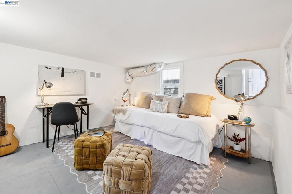 Image 31 of property listing at 3039 HALCYON COURT, Berkeley, CA 94705