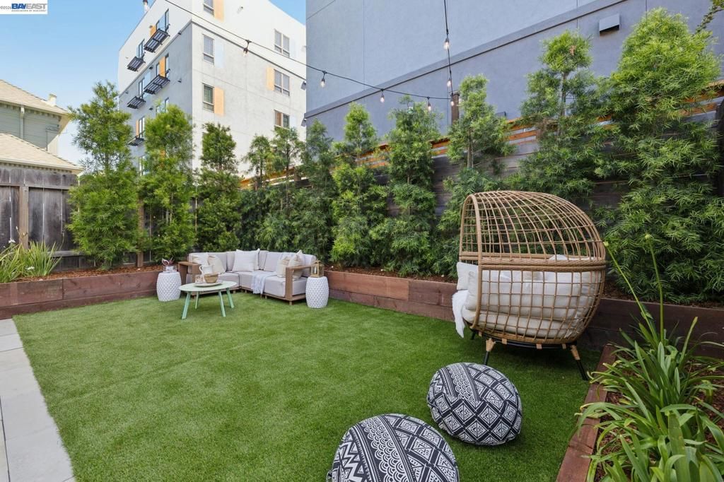 Image 35 of property listing at 3039 HALCYON COURT, Berkeley, CA 94705