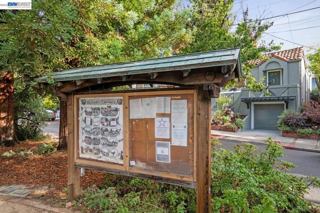 Image 45 of property listing at 3039 HALCYON COURT, Berkeley, CA 94705
