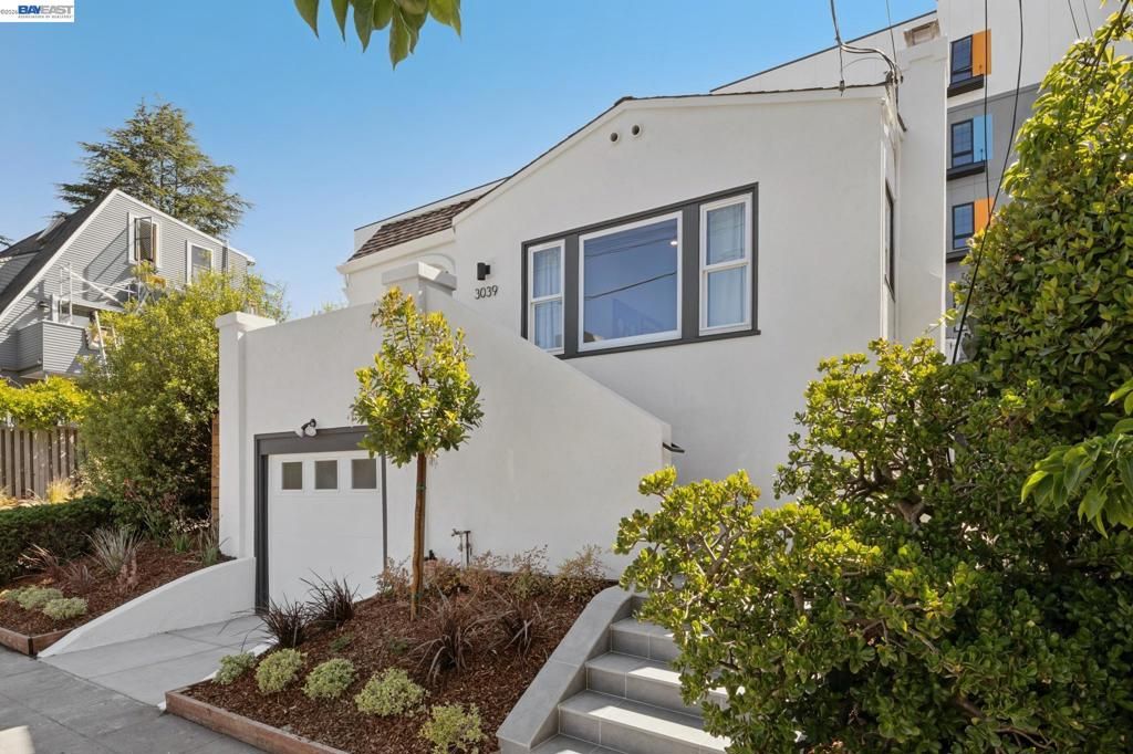 Image 51 of property listing at 3039 HALCYON COURT, Berkeley, CA 94705